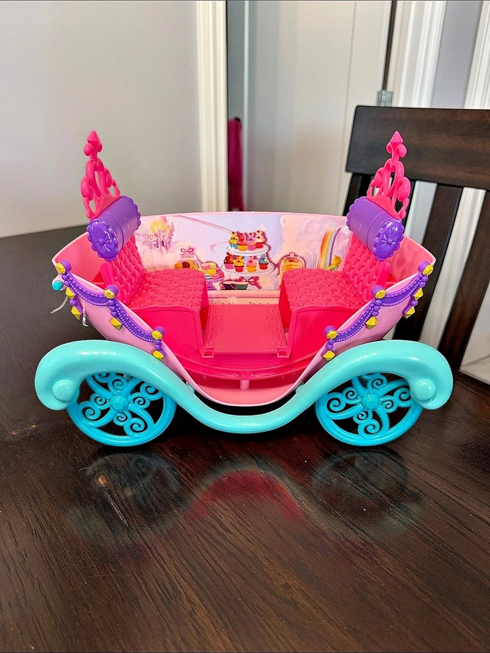 Barbie Dreamtopia Sweetville Carriage Pink & Turquoise